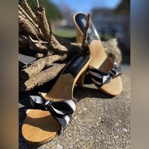 MICHAEL KORS - Zebra Wooden Summer Heels - US 6
